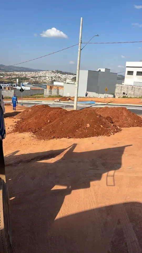 Movimentação de terra em loteamento